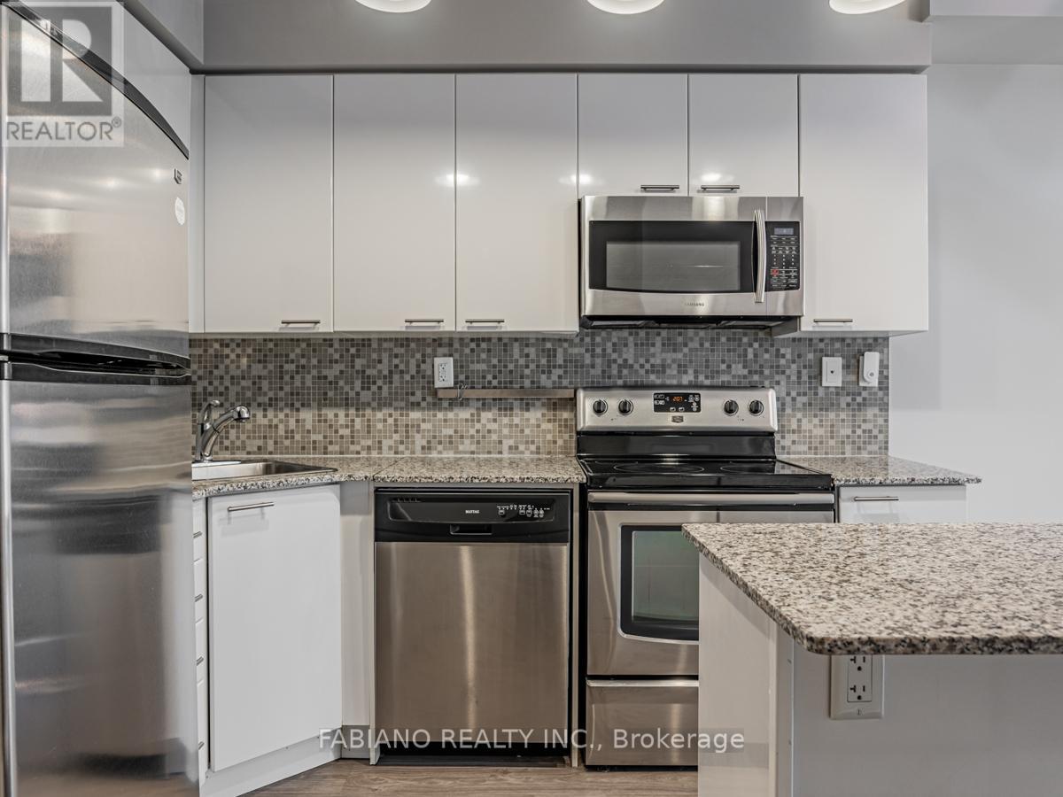 502 - 15 Bruyeres Mews, Toronto, Ontario  M5V 0A7 - Photo 7 - C12617000