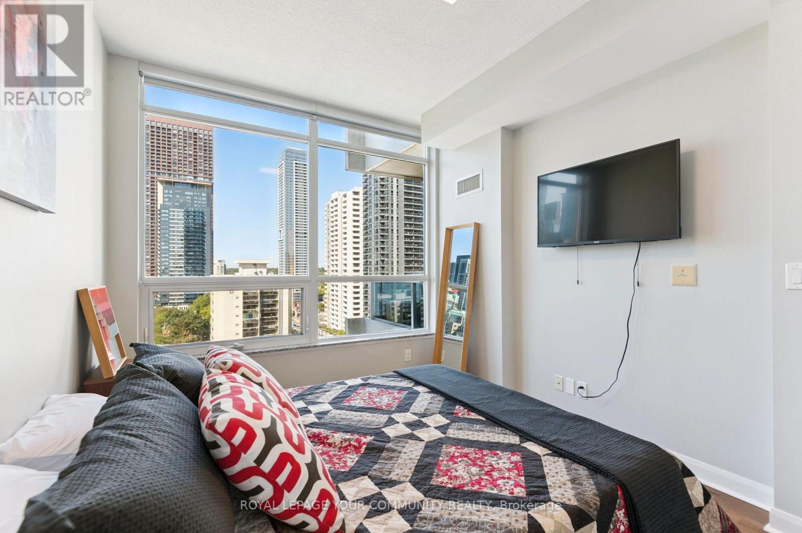 1311 - 500 Sherbourne Street, Toronto, Ontario  M4X 1L1 - Photo 20 - C12617016