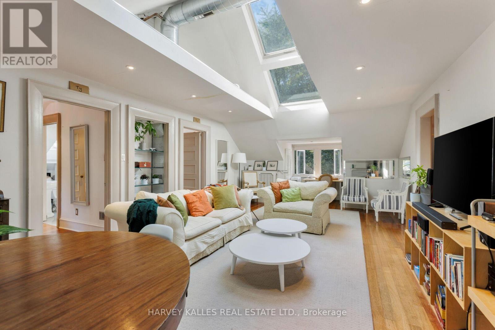 114 Glen Road, Toronto, Ontario  M4W 2V9 - Photo 34 - C12617096