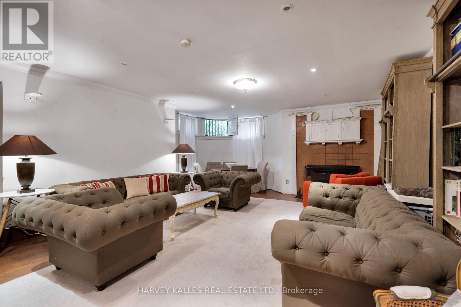 114 Glen Road, Toronto, Ontario  M4W 2V9 - Photo 37 - C12617096