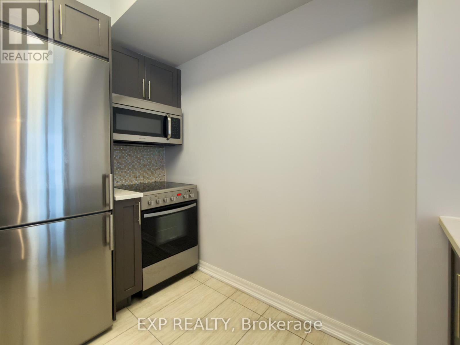 2308 - 195 Besserer Street, Ottawa, Ontario  K1N 7J6 - Photo 7 - X12461060