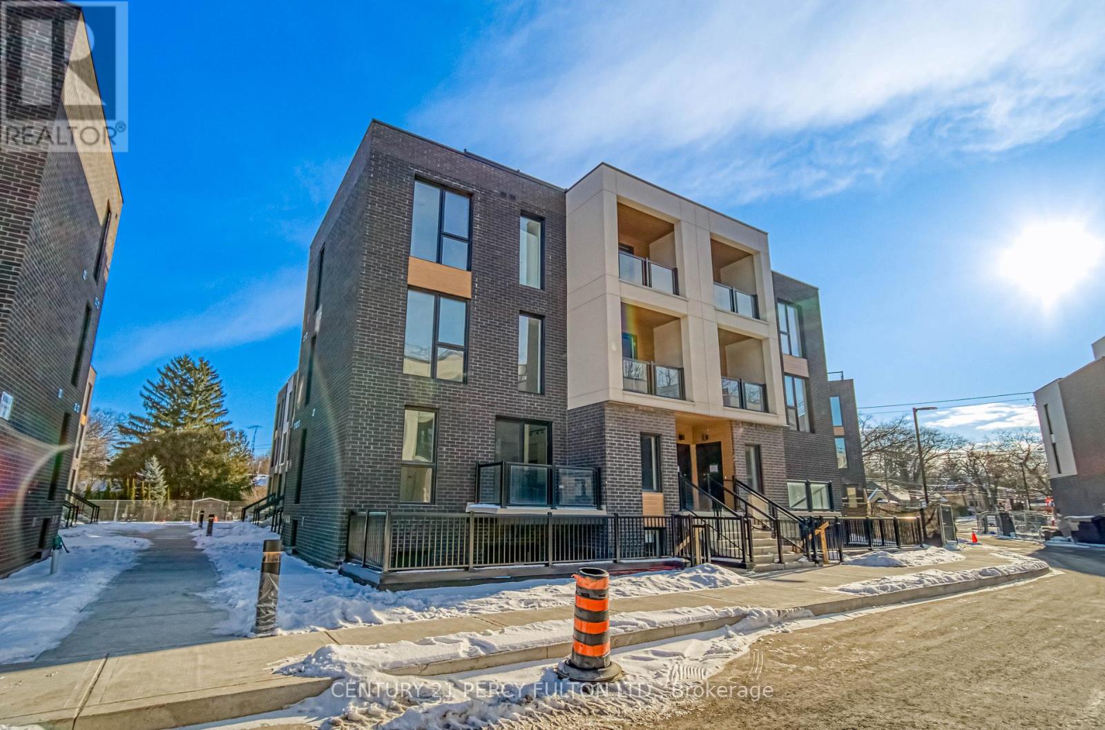 8 - 178 Clonmore Drive, Toronto, Ontario  M1N 0B9 - Photo 2 - E12616970