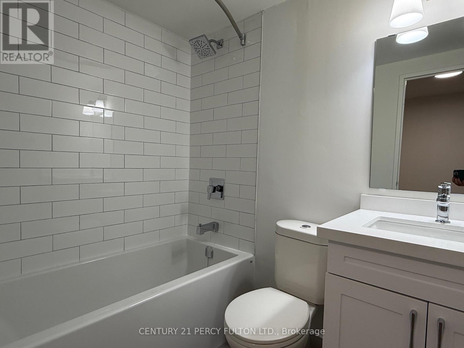 209 - 601 Dundas Street E, Whitby, Ontario  L1N 7B8 - Photo 6 - E12617064