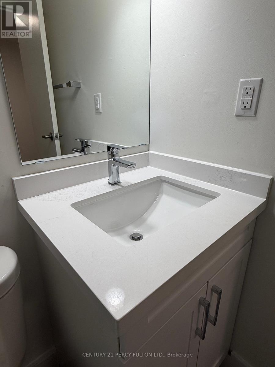 209 - 601 Dundas Street E, Whitby, Ontario  L1N 7B8 - Photo 8 - E12617064