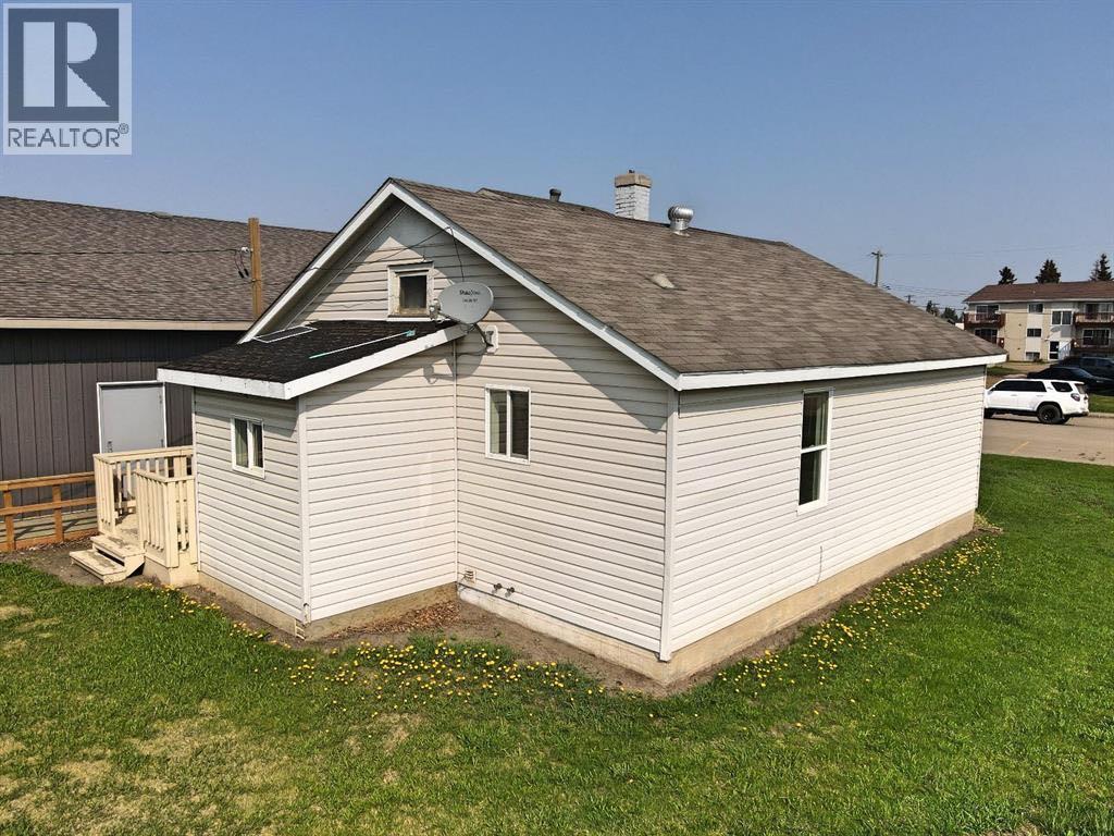 4821 51st Avenue, High Prairie, Alberta T0G 1E0 - Photo 2 - A2268181