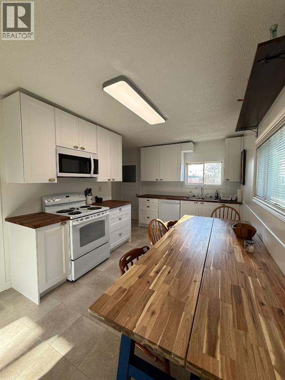 4821 51st Avenue, High Prairie, Alberta T0G 1E0 - Photo 10 - A2268181