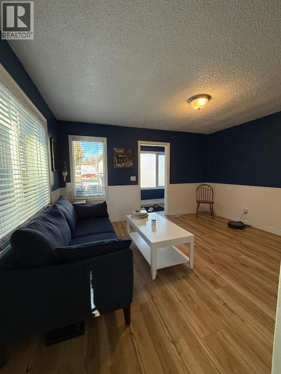 4821 51st Avenue, High Prairie, Alberta T0G 1E0 - Photo 7 - A2268181