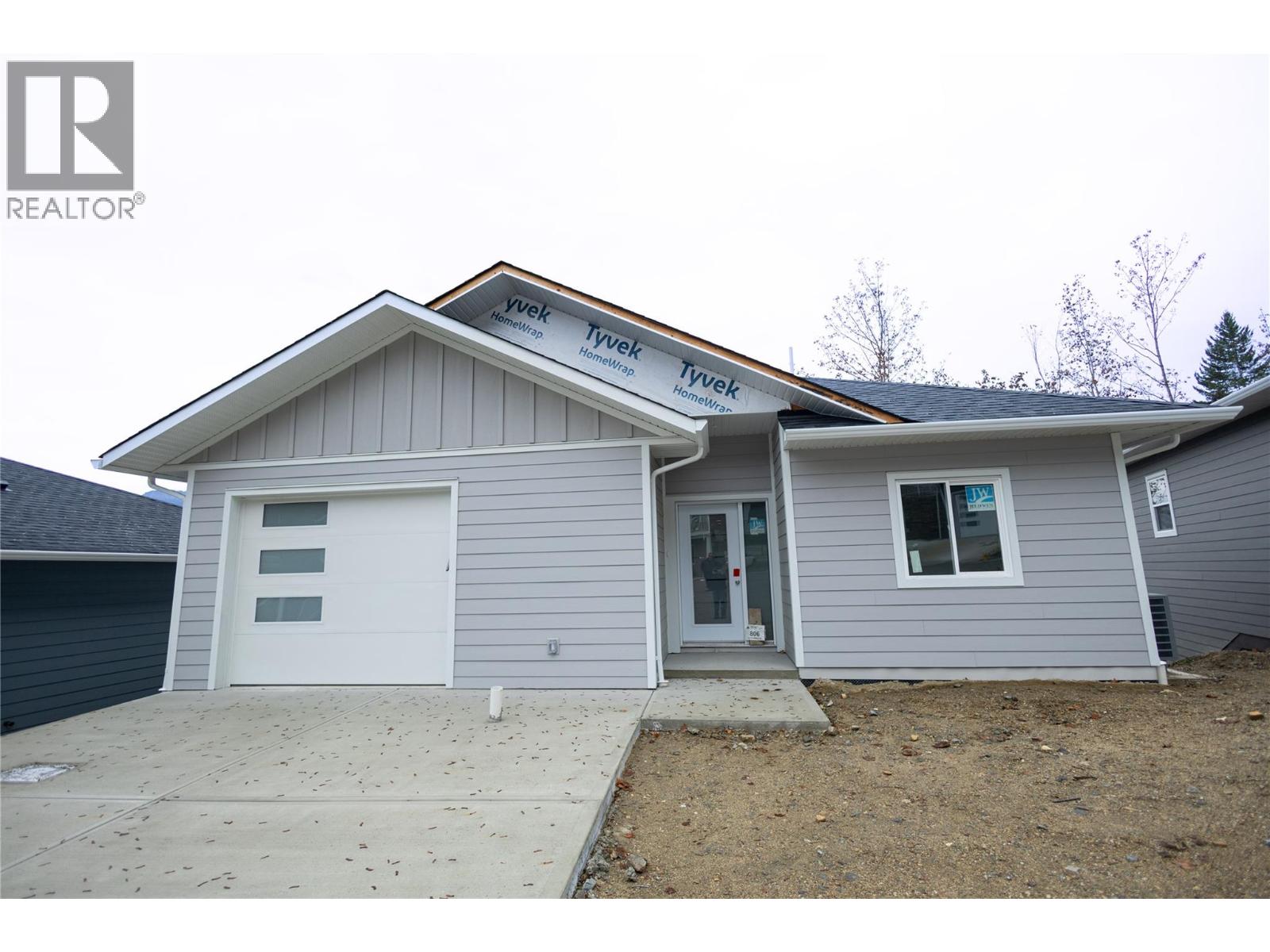 806 Cliff Avenue Unit# 103, Enderby, British Columbia  V0E 1V1 - Photo 2 - 10349760