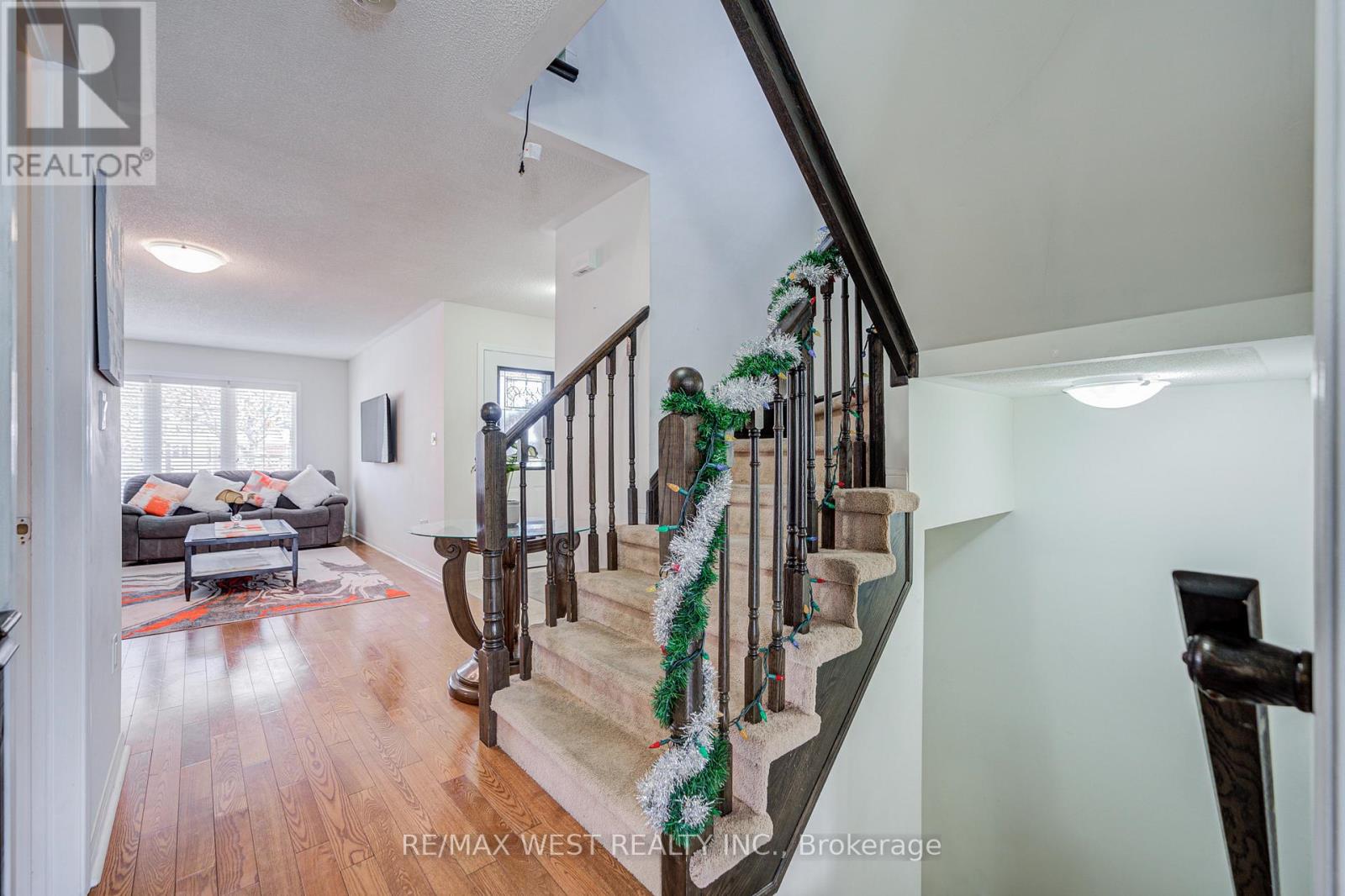 24 Davidson Drive, New Tecumseth, Ontario  L9R 0E4 - Photo 14 - N12616990