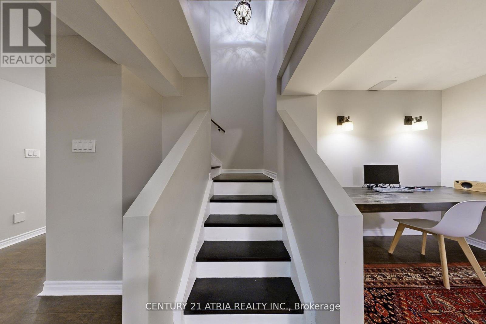 490 Kwapis Boulevard, Newmarket, Ontario  L3X 3K6 - Photo 29 - N12617014