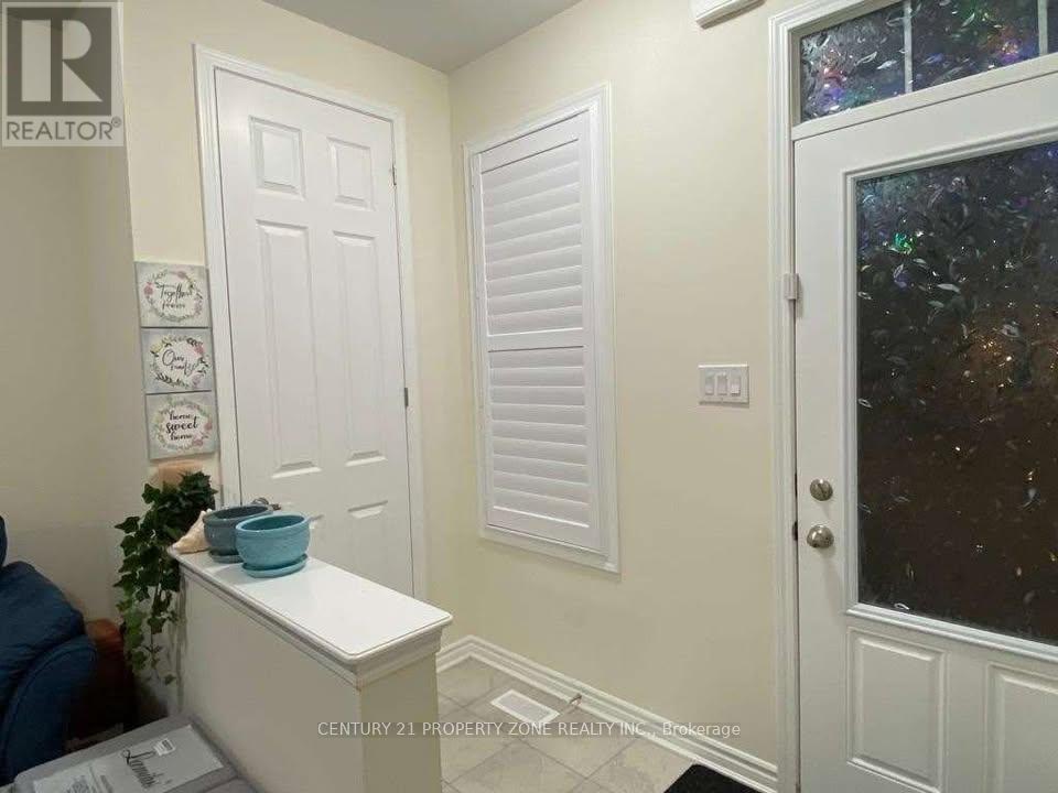 21 CIRCUS CRESCENT, Brampton, Ontario