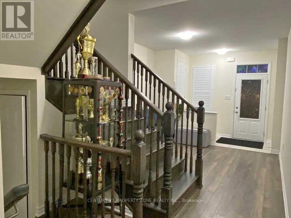 21 Circus Crescent, Brampton (Northwest Brampton), Ontario  L7A 5E2 - Photo 12 - W12616956