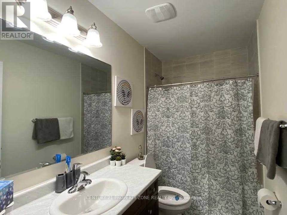 21 Circus Crescent, Brampton (Northwest Brampton), Ontario  L7A 5E2 - Photo 6 - W12616956