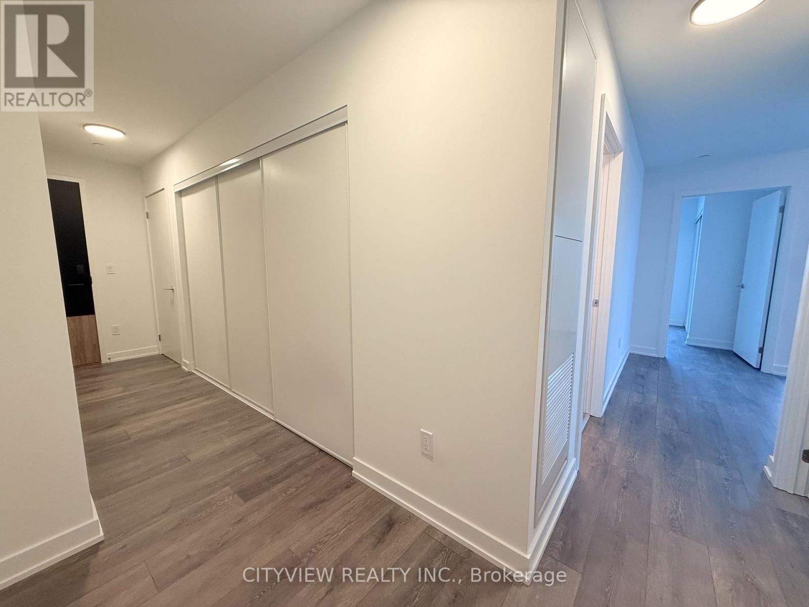 708 - 1007 The Queensway, Toronto, Ontario  M8Z 0H4 - Photo 2 - W12616968