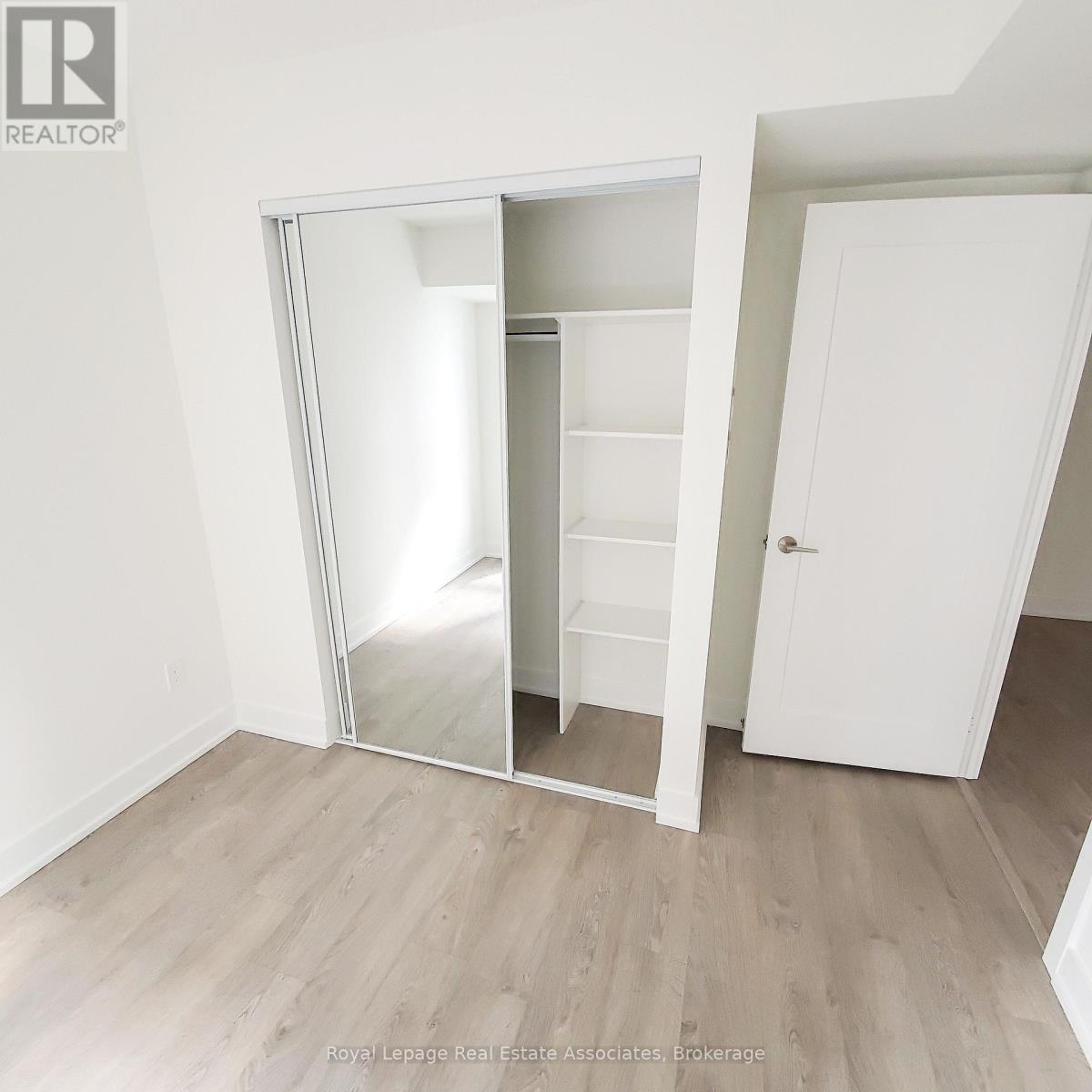 1426 - 9 Mabelle Avenue, Toronto, Ontario  M9A 0E1 - Photo 7 - W12616998