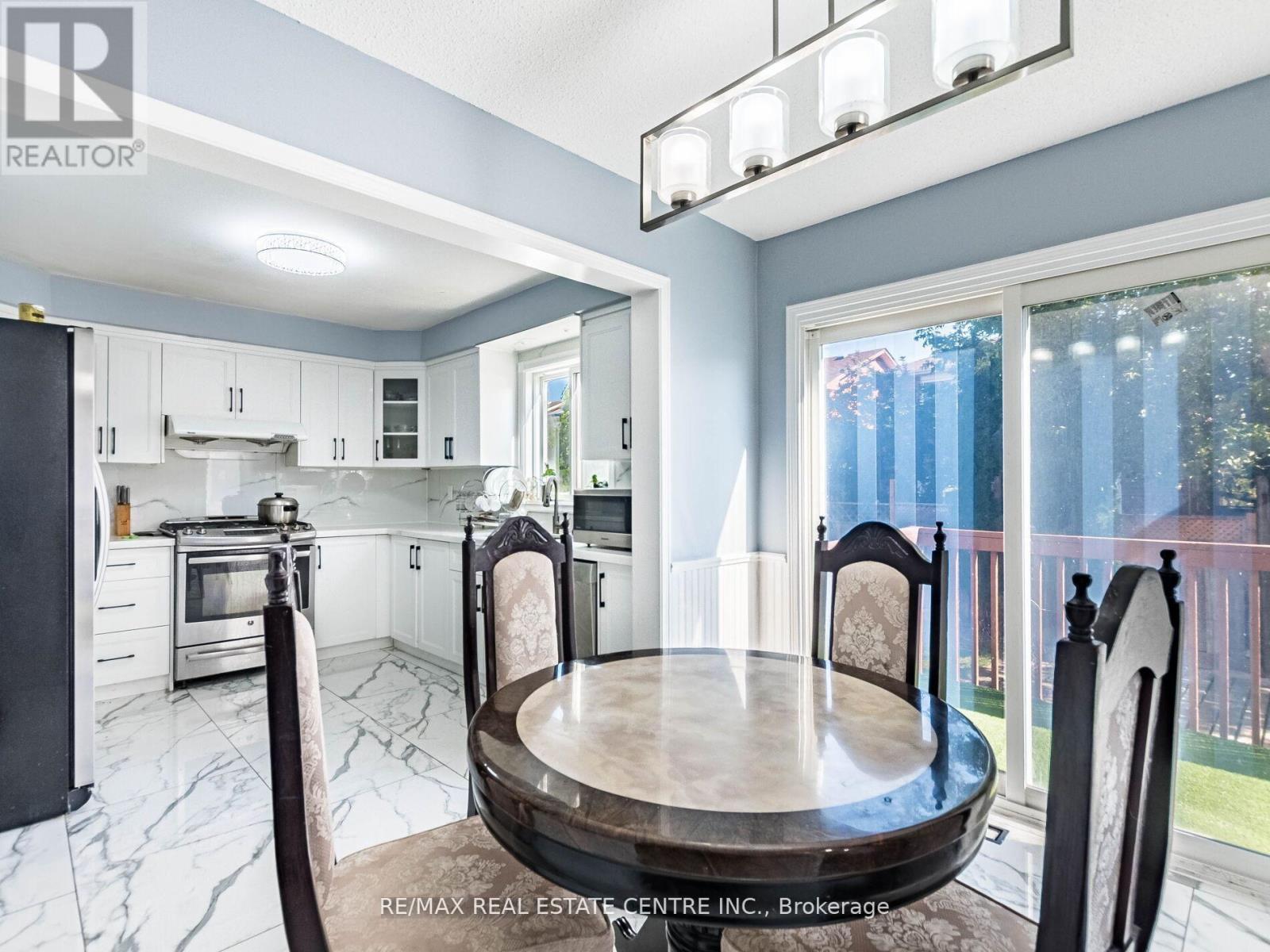 43 Horsham Street, Brampton, Ontario L6X 3R4 - Photo 12 - W12617002