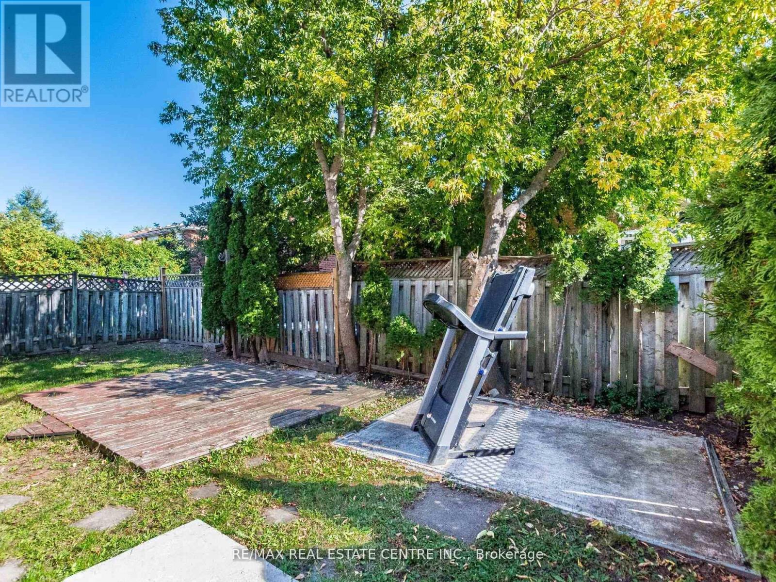 43 Horsham Street, Brampton, Ontario L6X 3R4 - Photo 24 - W12617002