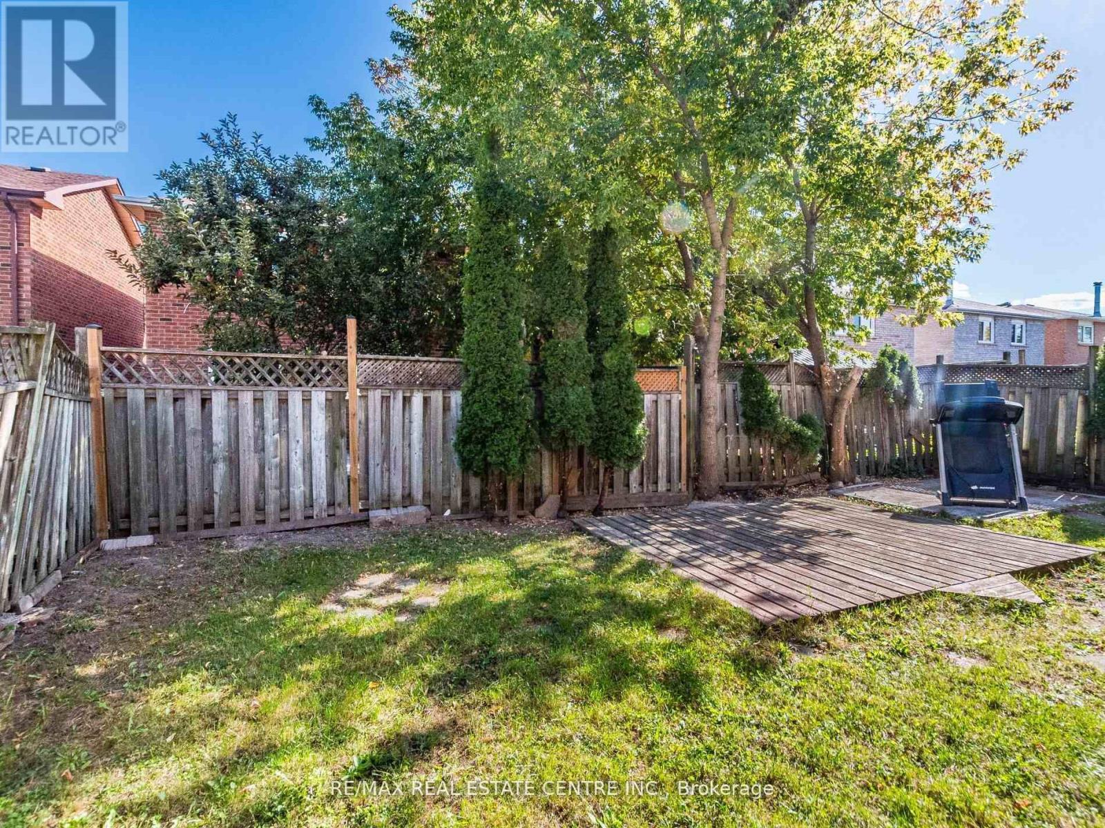 43 Horsham Street, Brampton, Ontario L6X 3R4 - Photo 28 - W12617002