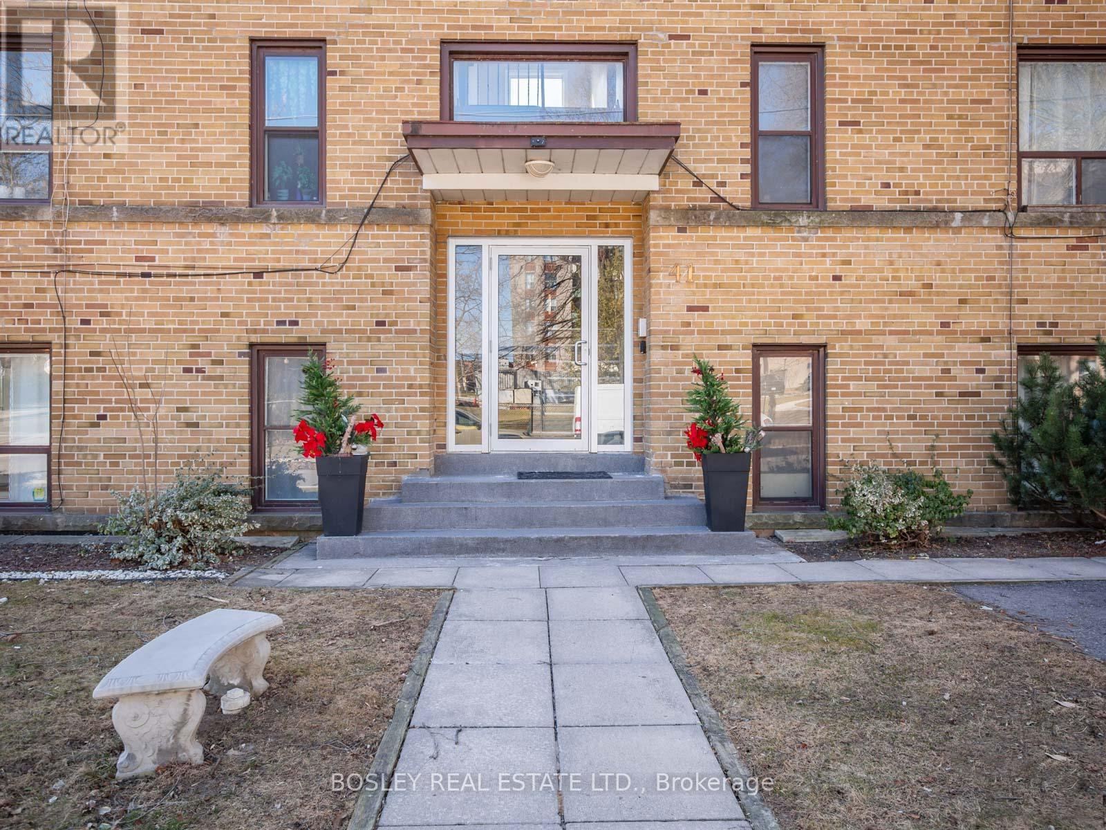 3 - 41 Marina Avenue, Toronto, Ontario M8W 1K5 - Photo 3 - W12617012