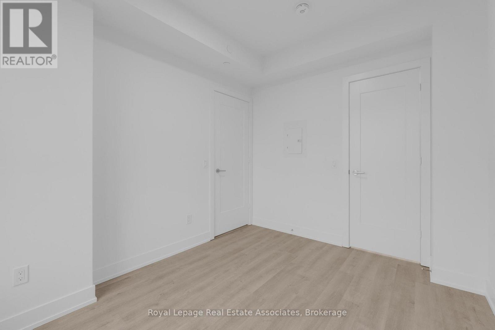 1014 - 60 Central Park Roadway, Toronto, Ontario M9A 3K1 - Photo 15 - W12617018