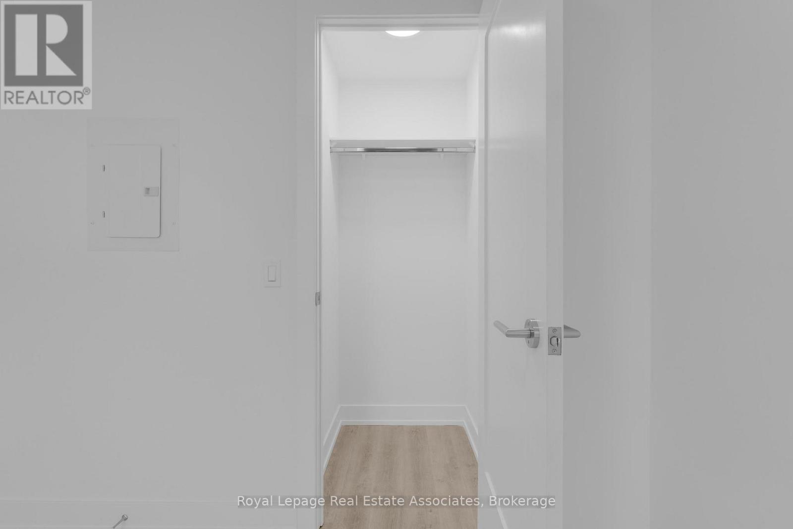 1014 - 60 Central Park Roadway, Toronto, Ontario M9A 3K1 - Photo 17 - W12617018