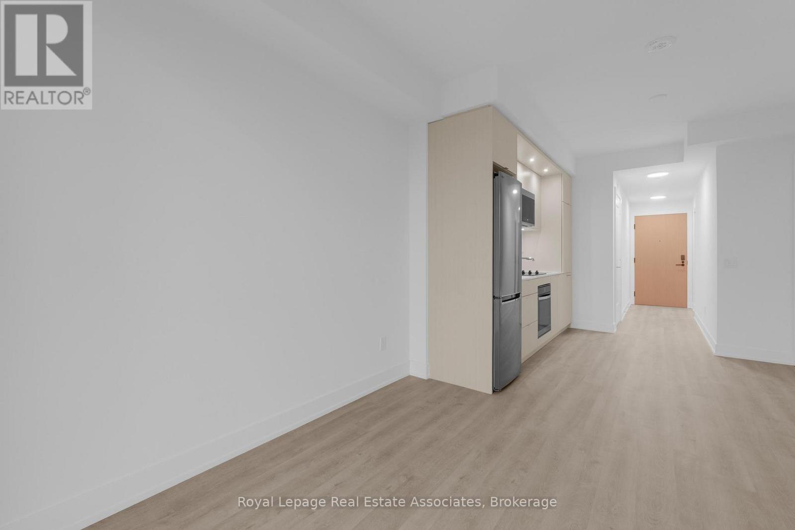 1014 - 60 Central Park Roadway, Toronto, Ontario M9A 3K1 - Photo 9 - W12617018