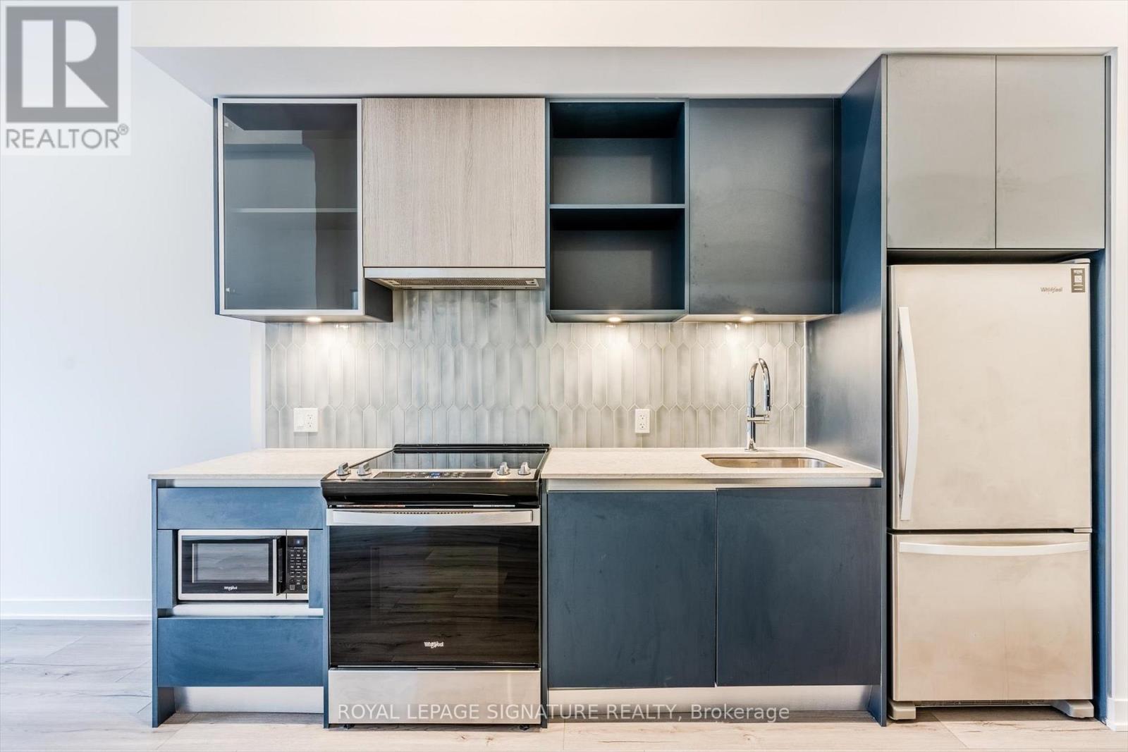 132 - 395 Dundas Street W, Oakville, Ontario L6M 5R8 - Photo 6 - W12617026