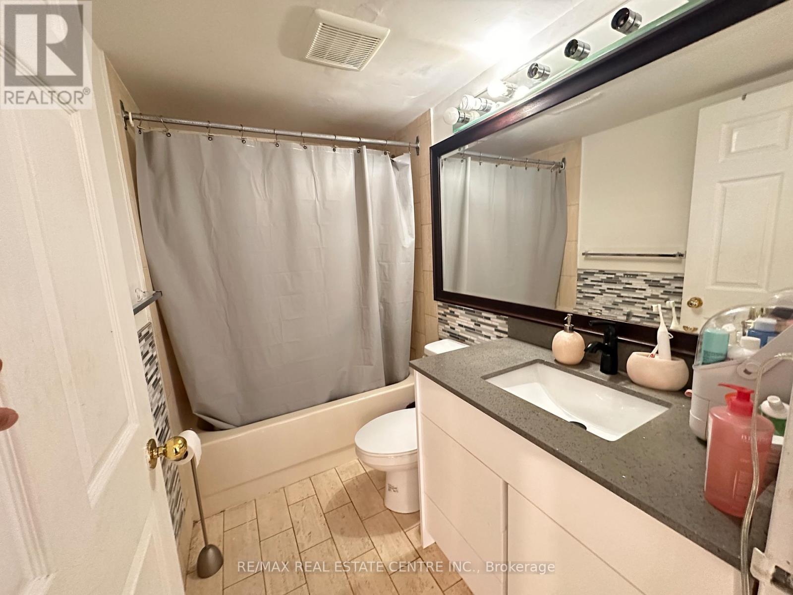 402 - 265 Enfield Place, Mississauga, Ontario L5B 3Y7 - Photo 14 - W12617070