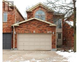 2033 LUMBERMAN LANE, Oakville, Ontario