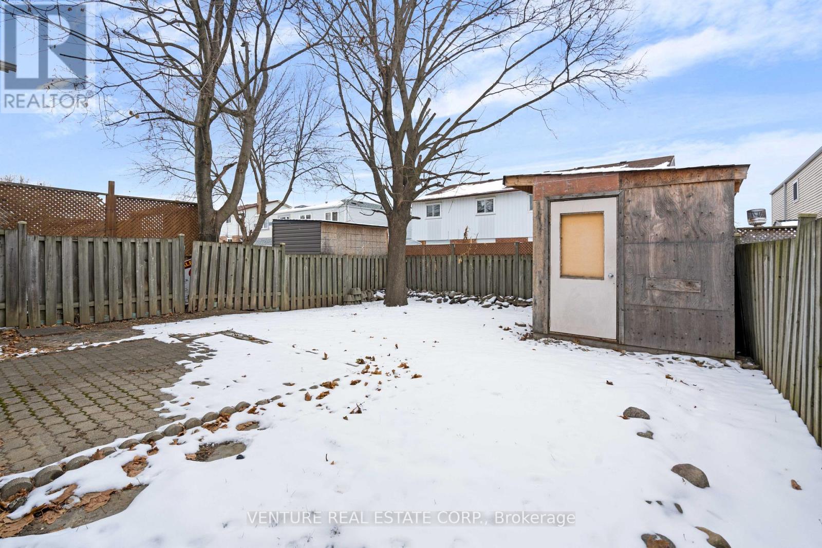 416 Hansen Road N, Brampton, Ontario L6V 3P7 - Photo 38 - W12617110