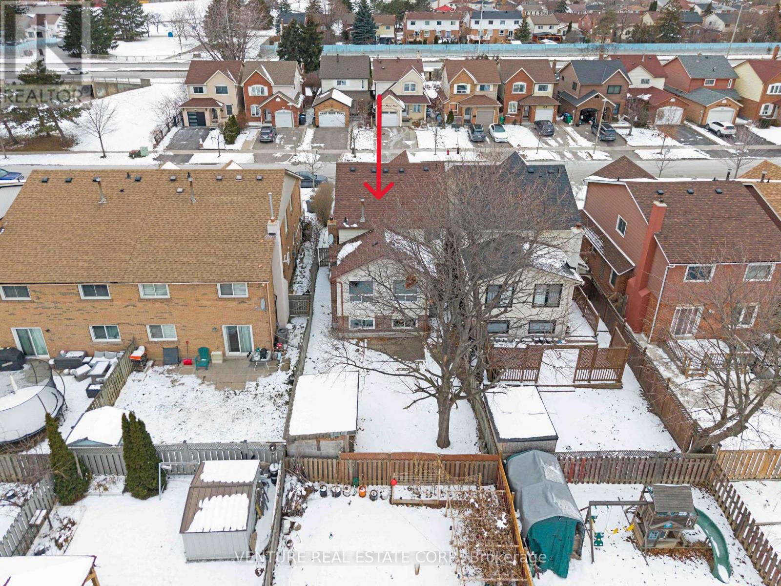 416 Hansen Road N, Brampton, Ontario L6V 3P7 - Photo 43 - W12617110