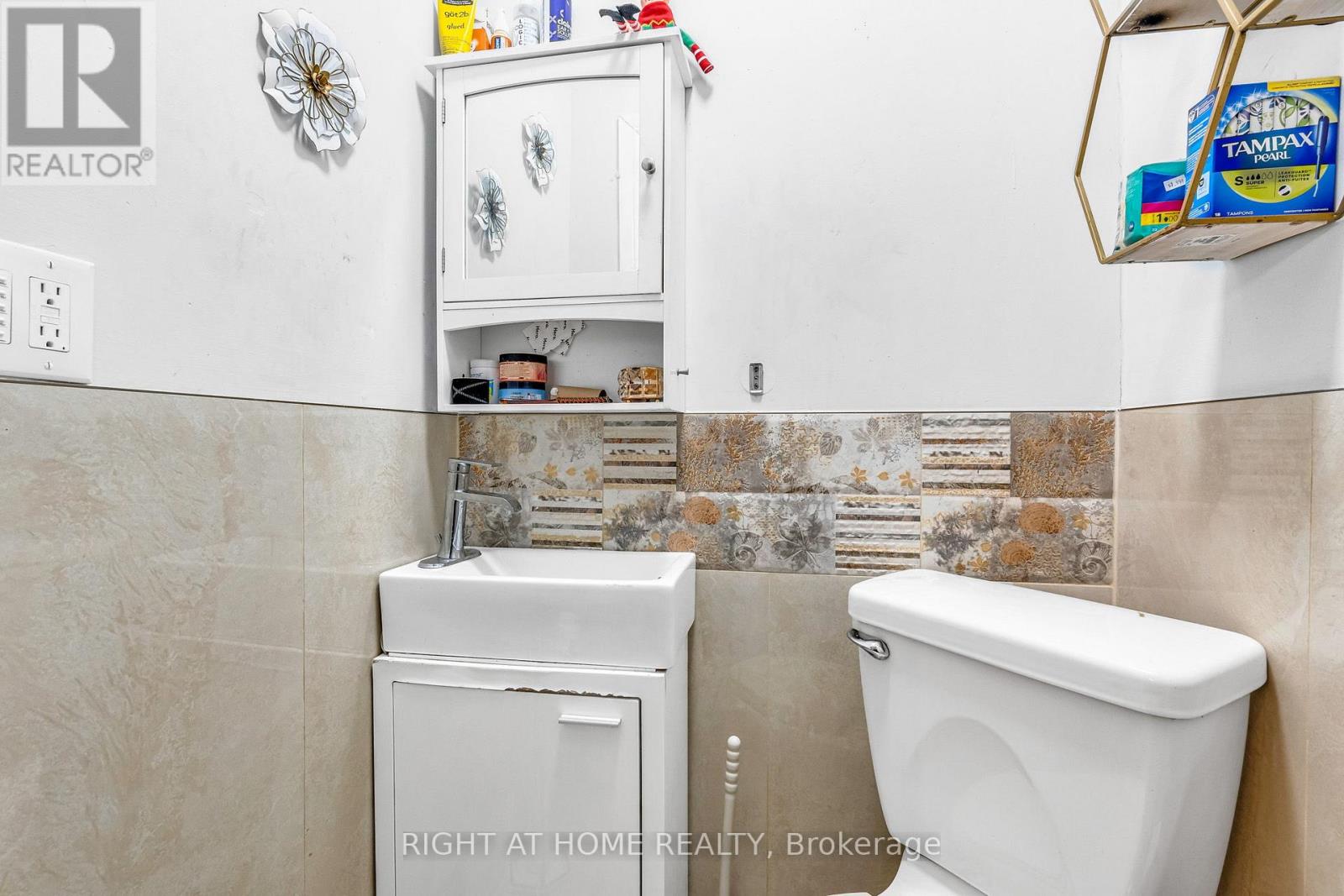 207 Lottridge Street, Hamilton, Ontario  L8L 6V8 - Photo 14 - X12616938