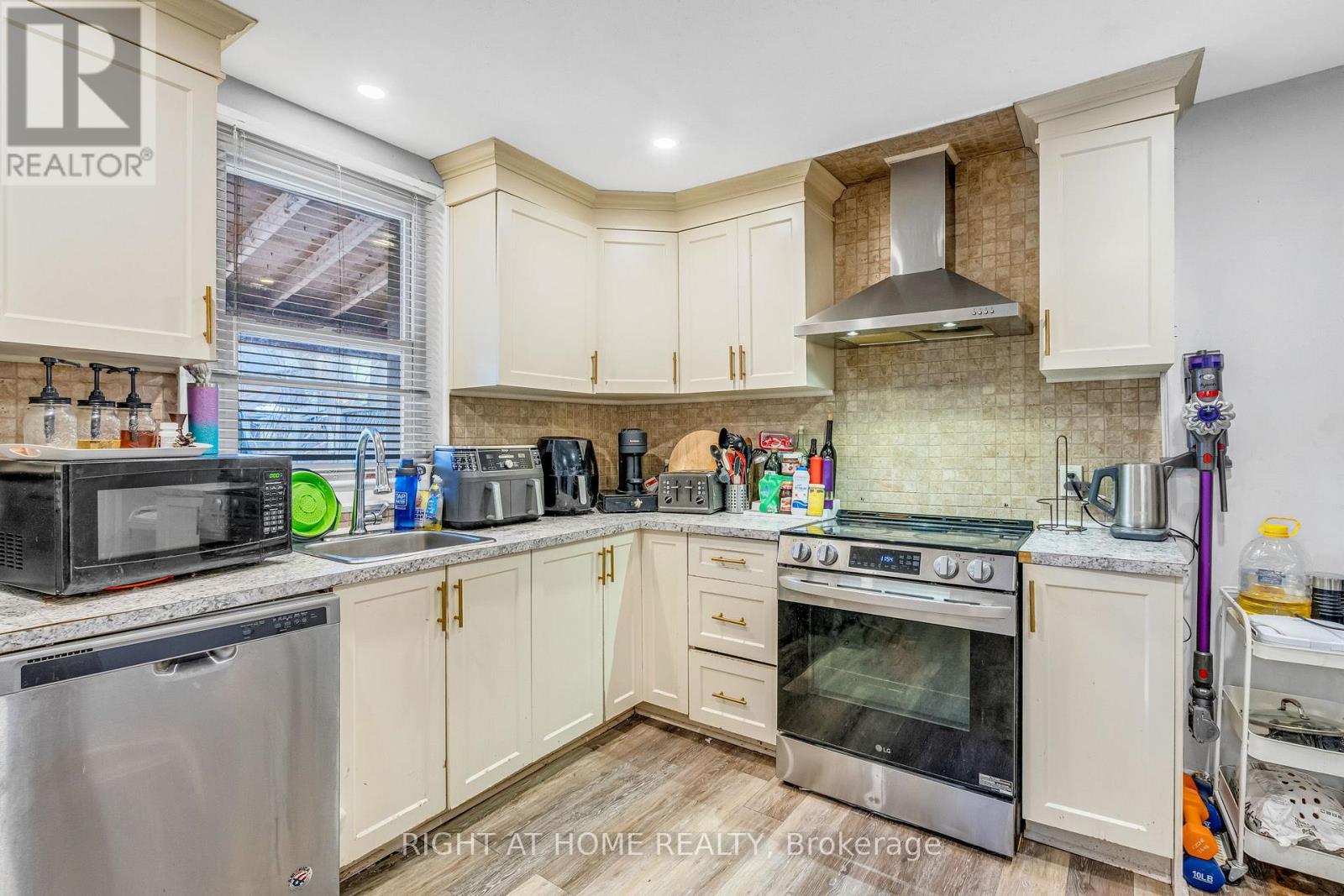 207 Lottridge Street, Hamilton, Ontario  L8L 6V8 - Photo 15 - X12616938