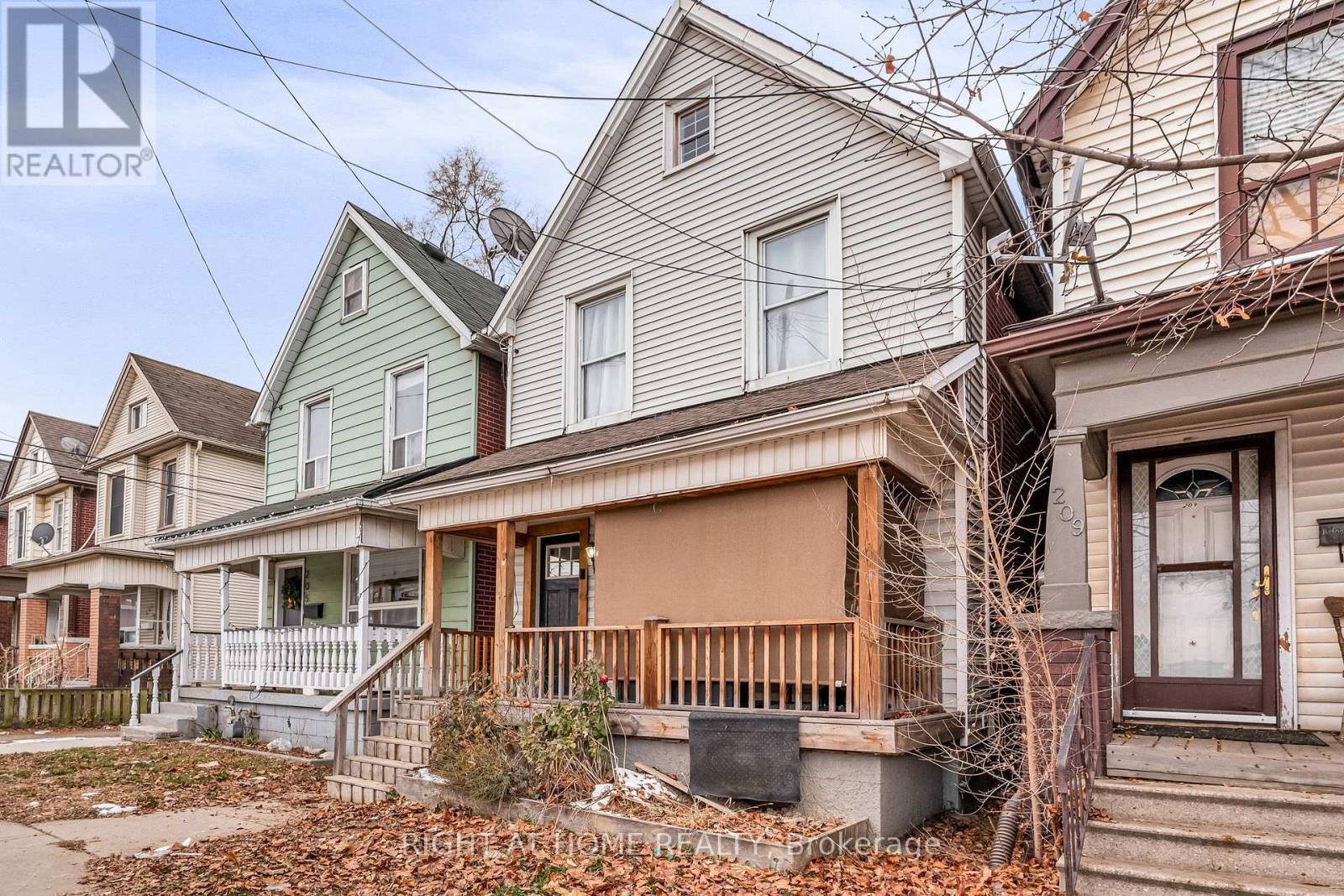 207 Lottridge Street, Hamilton, Ontario  L8L 6V8 - Photo 5 - X12616938