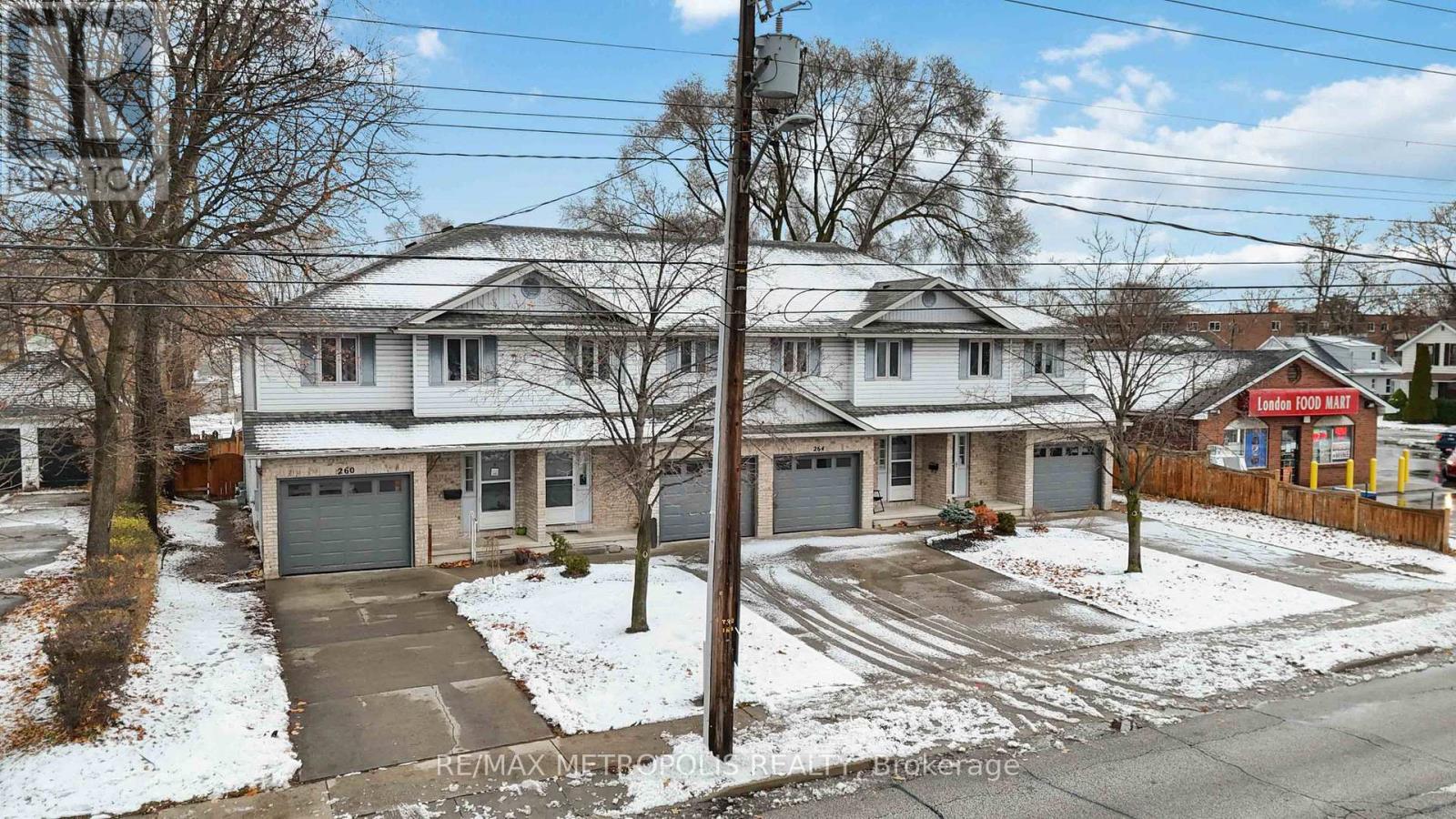 260-266 London Road, Sarnia, Ontario  N7T 4V8 - Photo 3 - X12616964