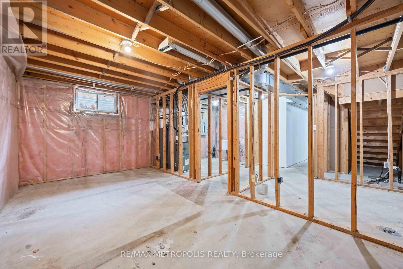 260-266 London Road, Sarnia, Ontario  N7T 4V8 - Photo 30 - X12616964