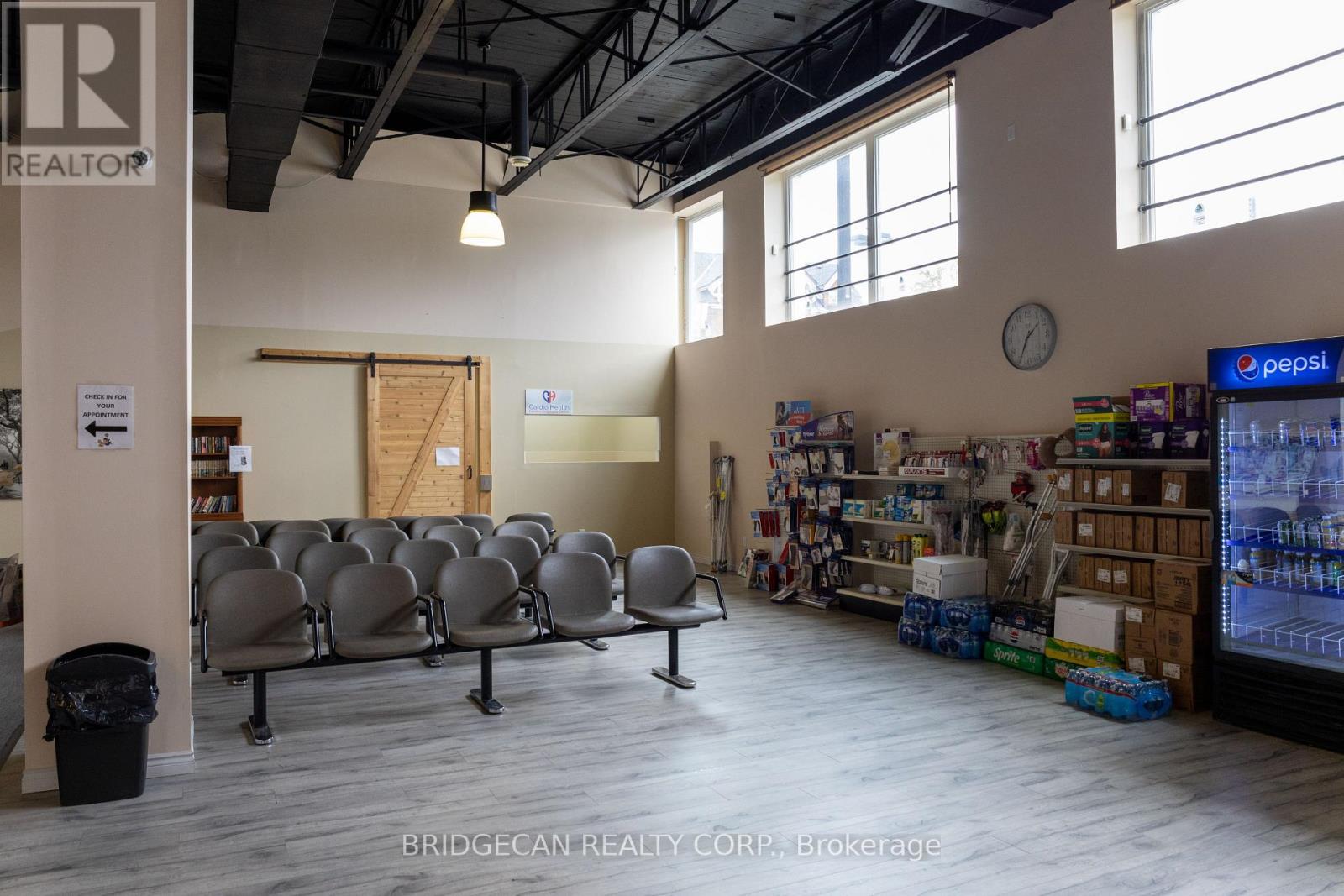 365 Colborne Street, Brantford, Ontario  N3S 3N2 - Photo 11 - X12617100