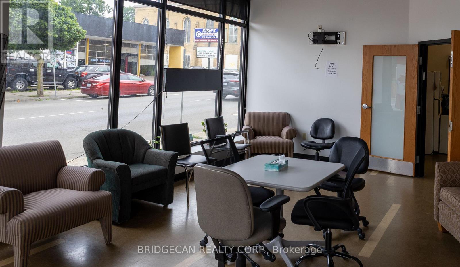 365 Colborne Street, Brantford, Ontario  N3S 3N2 - Photo 25 - X12617100