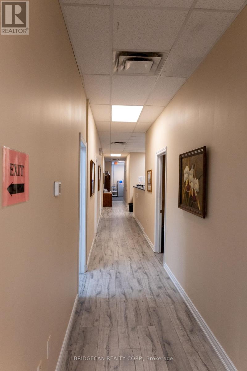 365 Colborne Street, Brantford, Ontario  N3S 3N2 - Photo 26 - X12617100