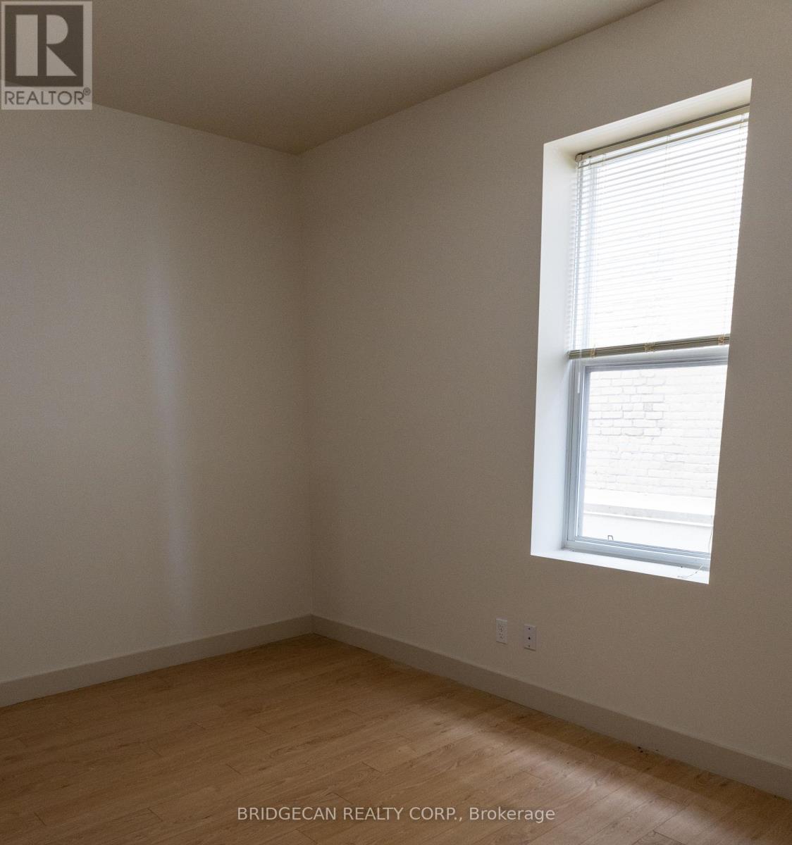 365 Colborne Street, Brantford, Ontario  N3S 3N2 - Photo 35 - X12617100