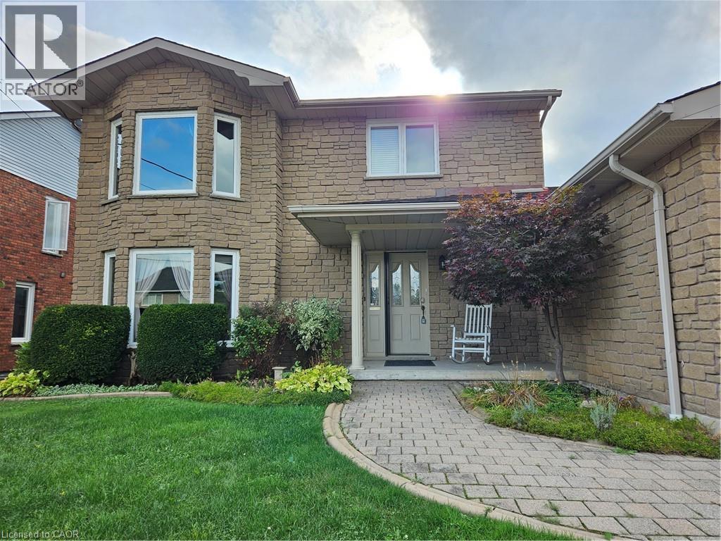 369 Haller Place, Haldimand County, Ontario N3W 1E2 - Photo 2 - 40793205