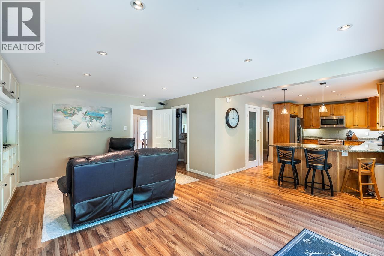 2419 Oranda Avenue, Coquitlam, British Columbia  V3K 3A5 - Photo 16 - R3058367