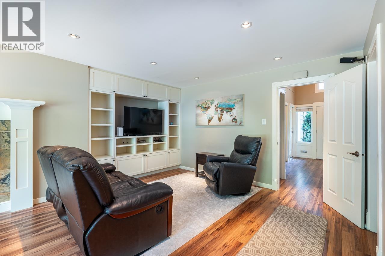 2419 Oranda Avenue, Coquitlam, British Columbia  V3K 3A5 - Photo 17 - R3058367