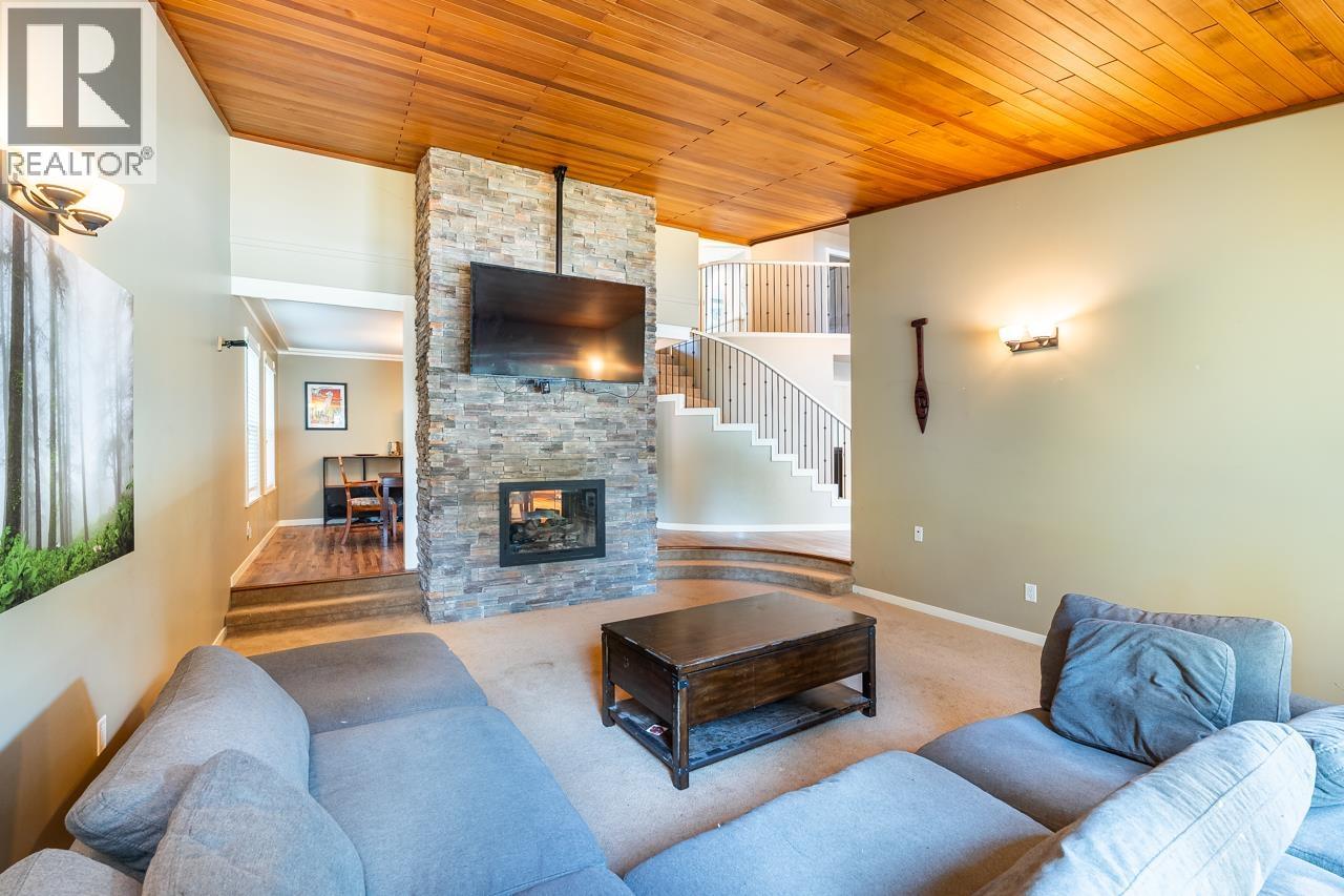 2419 Oranda Avenue, Coquitlam, British Columbia  V3K 3A5 - Photo 7 - R3058367