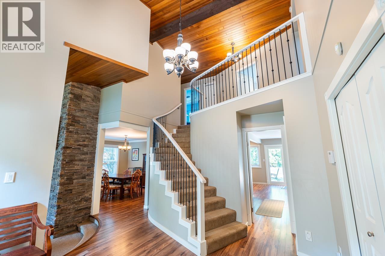 2419 Oranda Avenue, Coquitlam, British Columbia  V3K 3A5 - Photo 5 - R3058367