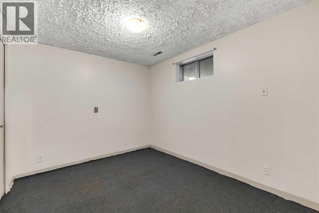 3335 Doverview Road Se, Calgary, Alberta  T2B 2A2 - Photo 23 - A2273853