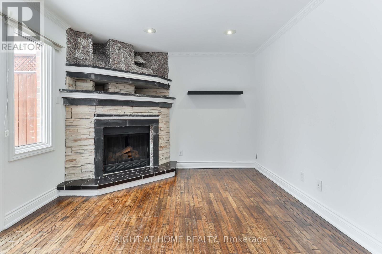 Main + Upper - 143 Gamble Avenue, Toronto, Ontario M4J 2P2 - Photo 13 - E12616982