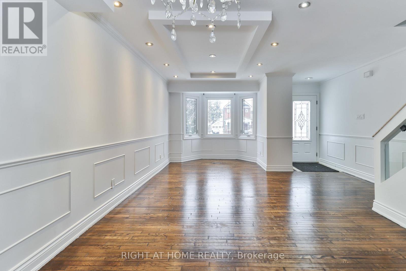 Main + Upper - 143 Gamble Avenue, Toronto, Ontario M4J 2P2 - Photo 7 - E12616982