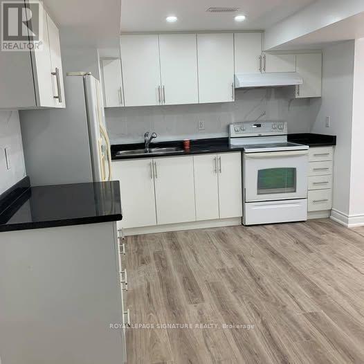 Basement - 5174 Sundial Court, Mississauga, Ontario L5R 2S9 - Photo 2 - W12616076