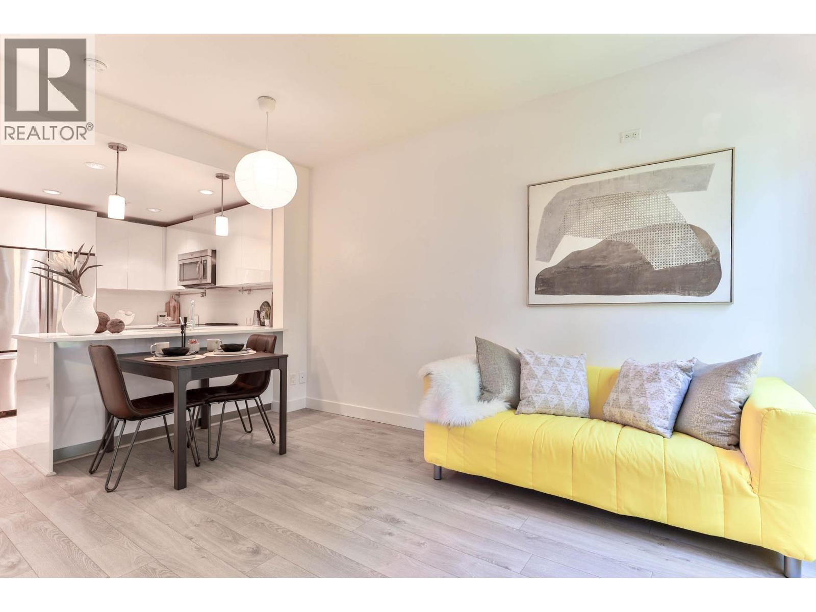 527 723 W 3rd Street, North Vancouver, British Columbia  V7M 0E4 - Photo 3 - R3073278